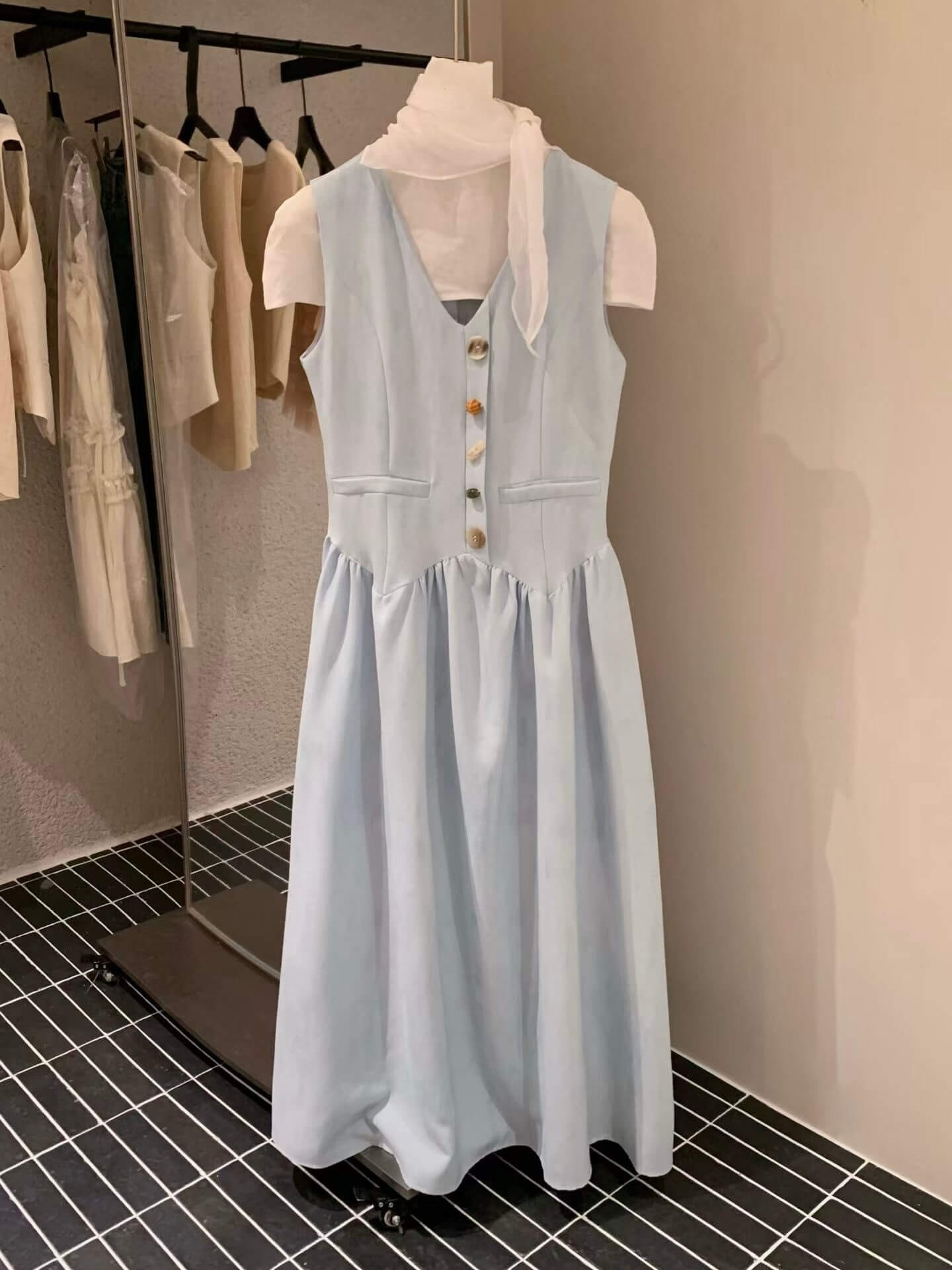 YJ BENDY DRESS