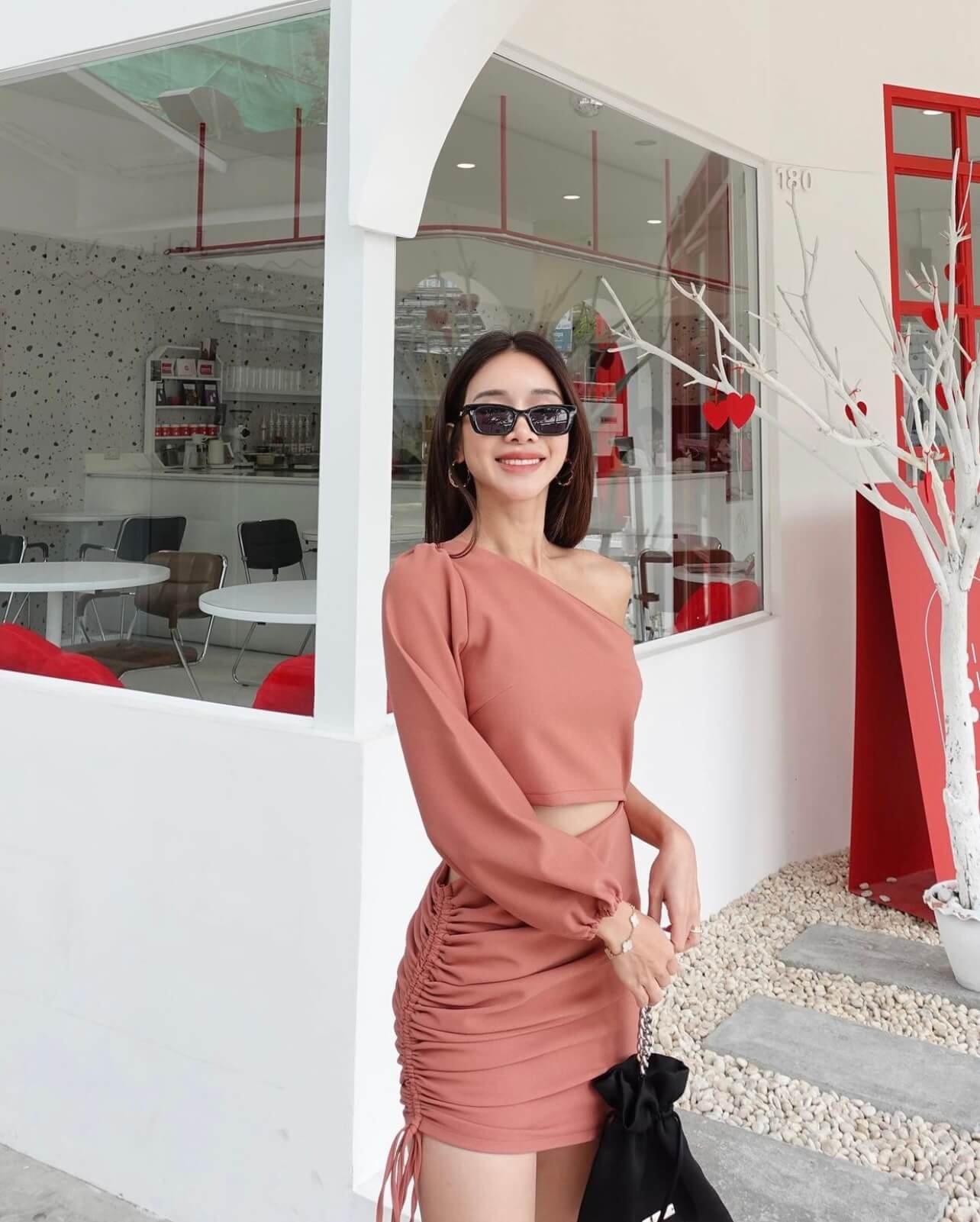 OFF SHOULDER ONE PIECE DRESS