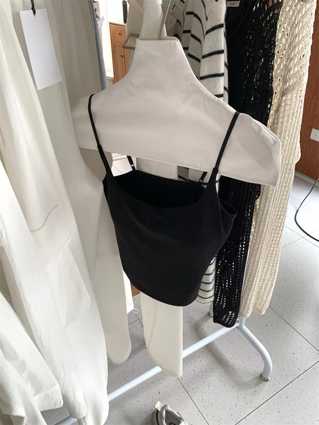 LM AURA PADDED CROP TOP