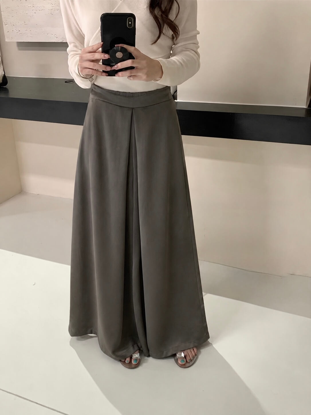 PHEONI SATIN PANTS