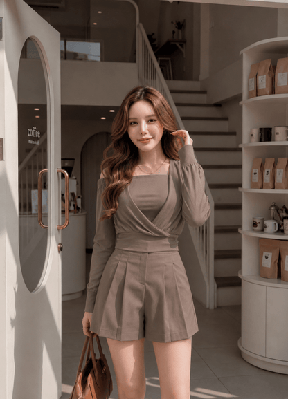 LALA SUIT SHORTS