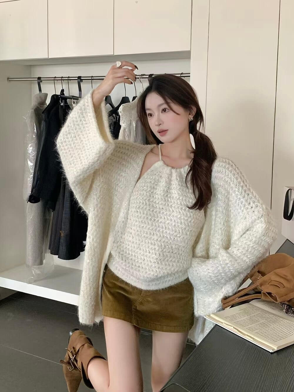 YJ FREJA KNIT TOP