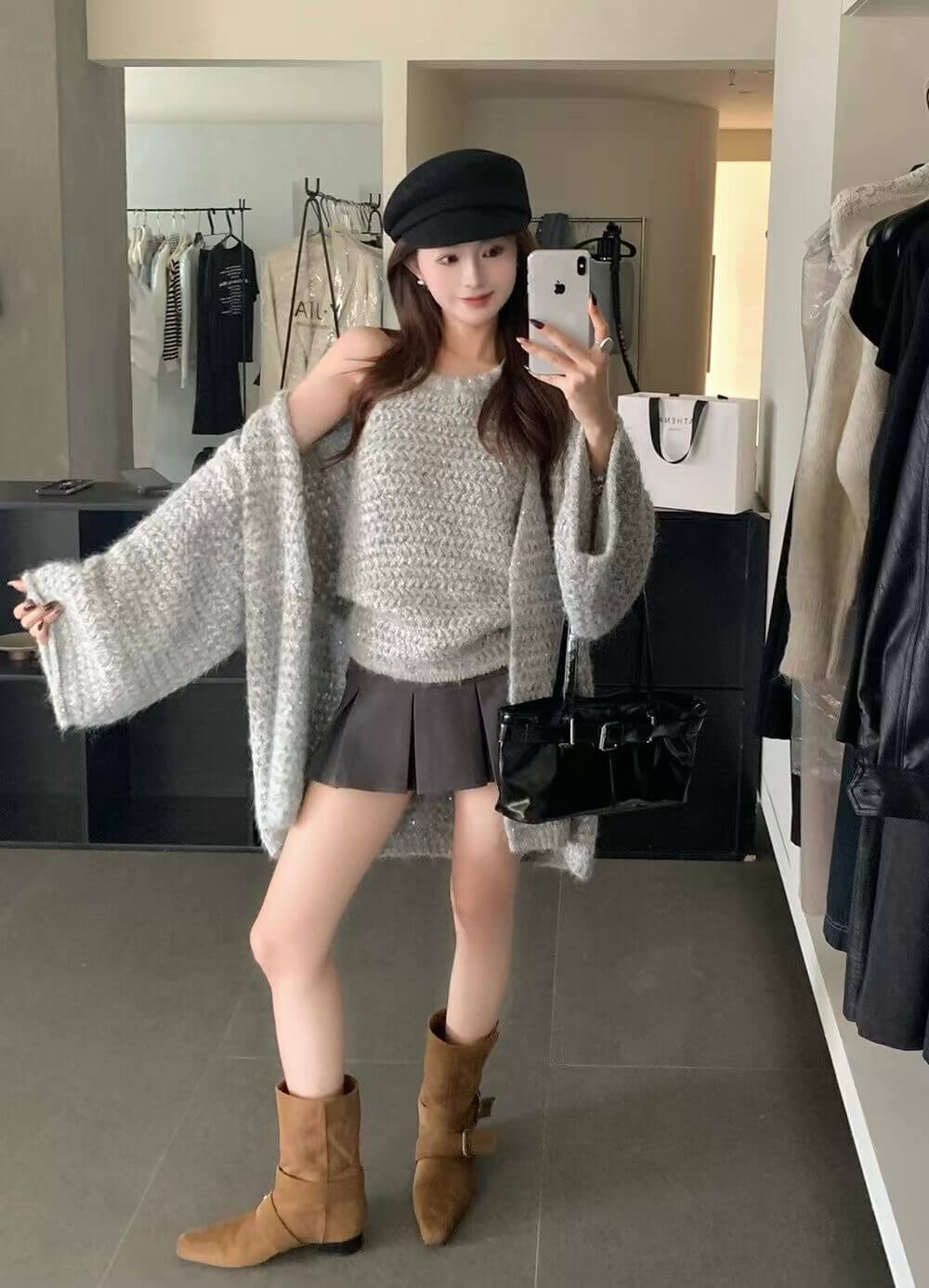 YJ FREJA KNIT TOP