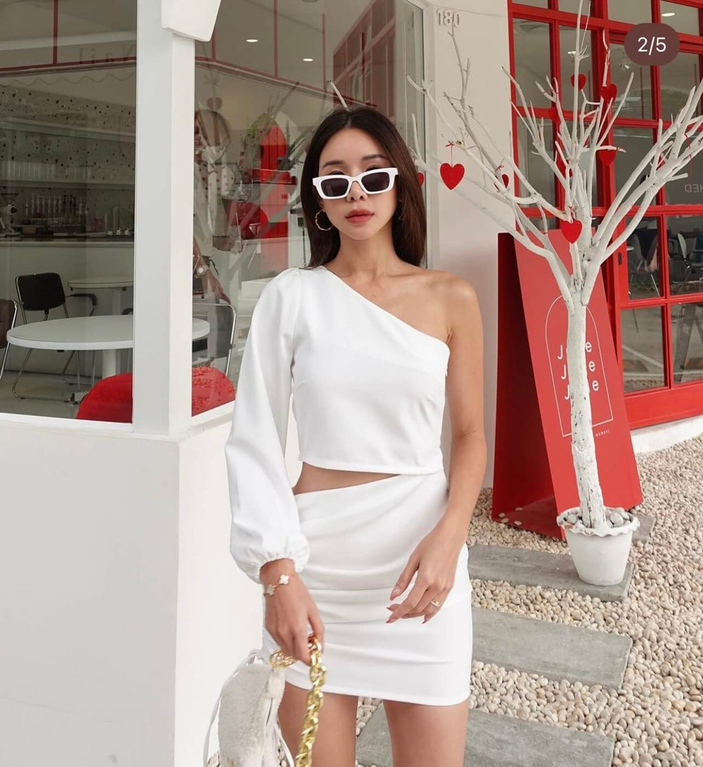 OFF SHOULDER ONE PIECE DRESS