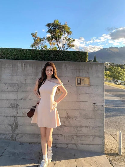 YJ YEAKI DRESS