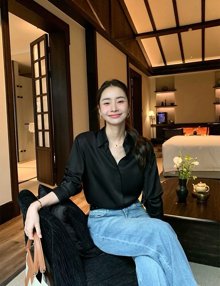 WG LORA SATIN BLOUSE