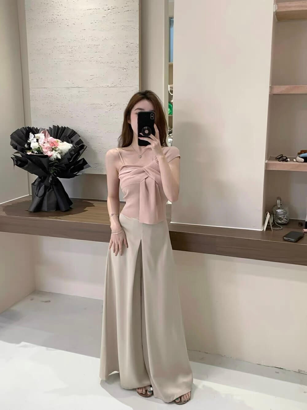 PHEONI SATIN PANTS
