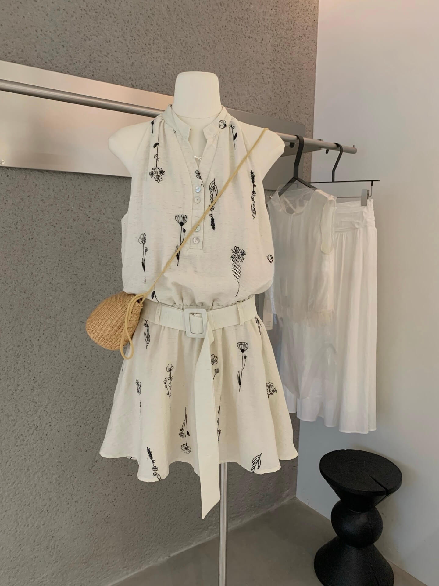 YJ DARUN DRESS