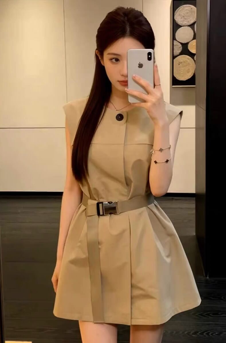 GLIMORA DRESS
