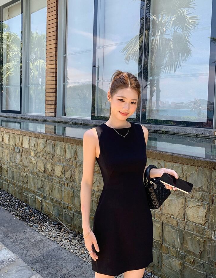 JUBBIE DRESS