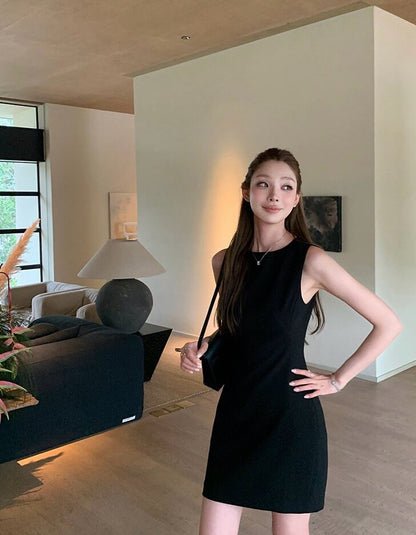JUBBIE DRESS