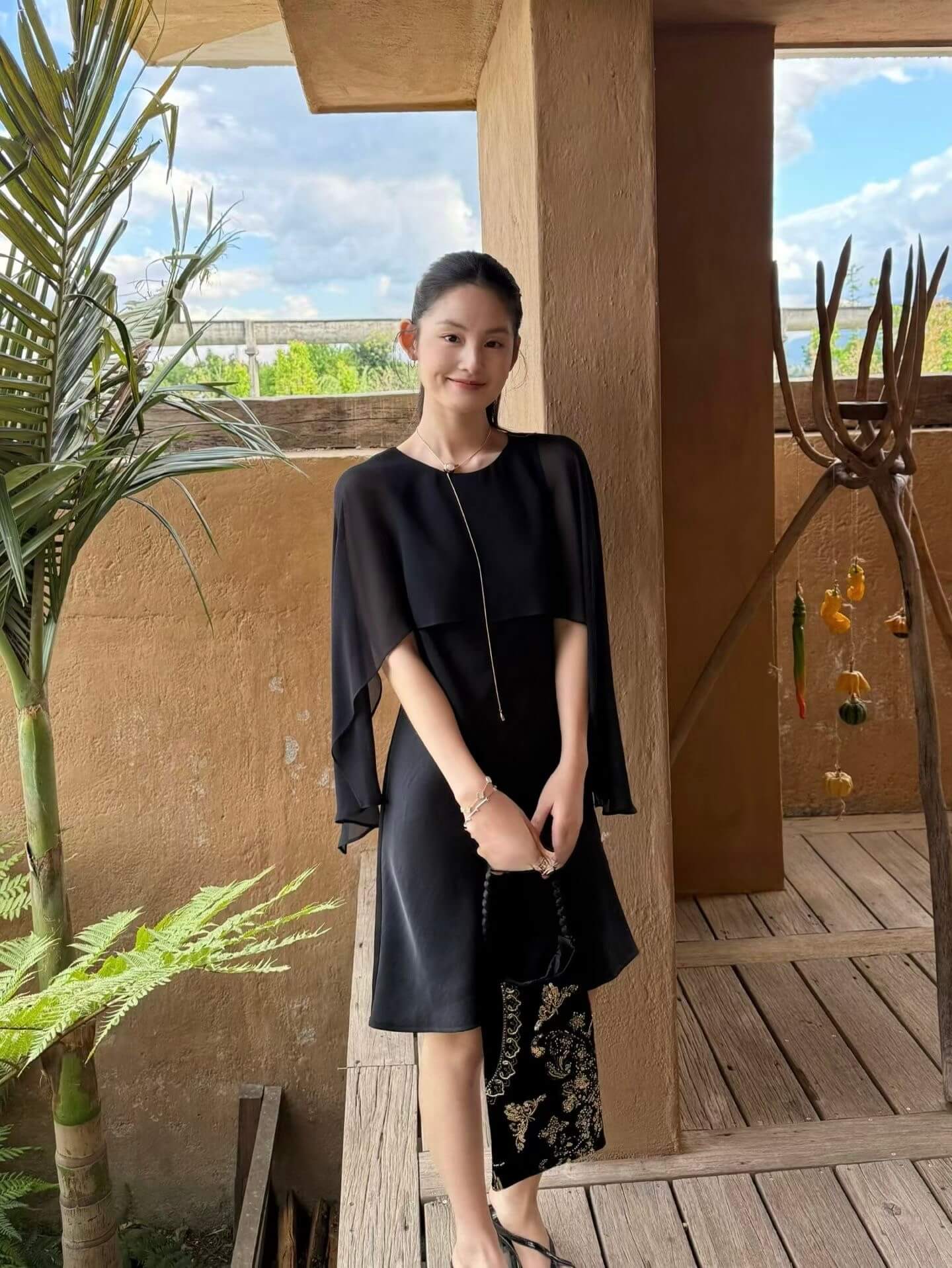 YOGI DRESS