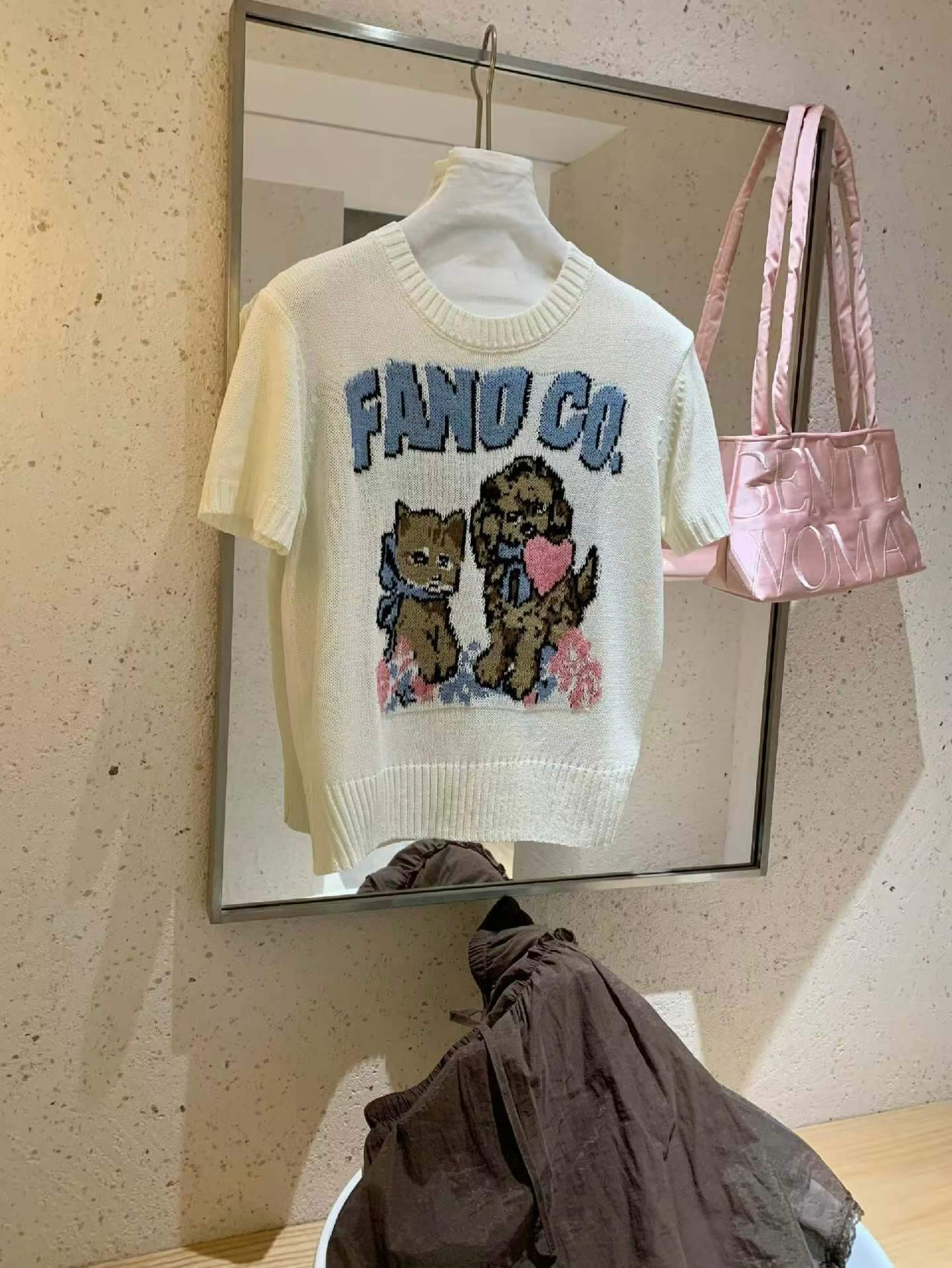 TABBY KNIT TOP